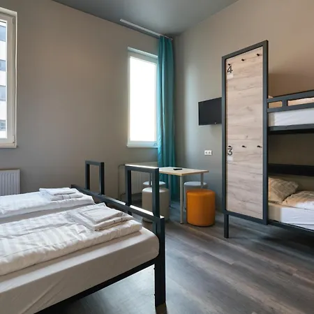 Hotel A&o Hauptbahnhof 2*