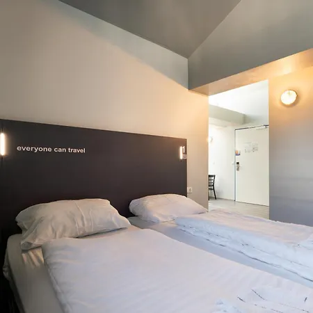Hotel A&o Hauptbahnhof 2*