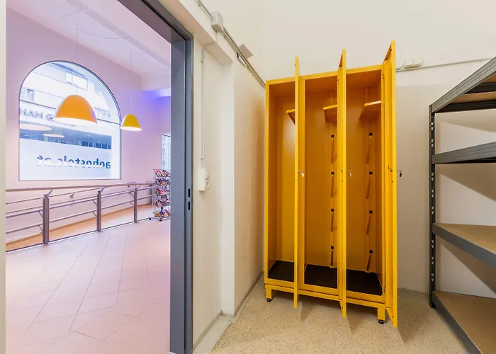 A&o Hauptbahnhof Szálloda 2*