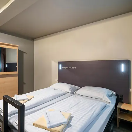 萨尔茨堡火车总站a&o经济型连锁酒店 酒店 2*