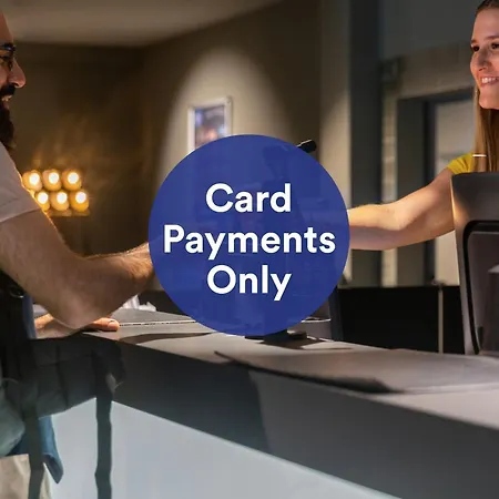 萨尔茨堡火车总站a&o经济型连锁酒店 酒店