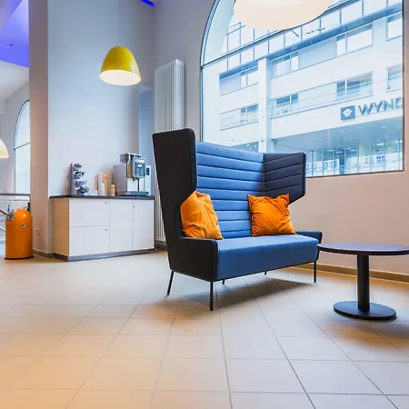 萨尔茨堡火车总站a&o经济型连锁酒店 酒店 2*