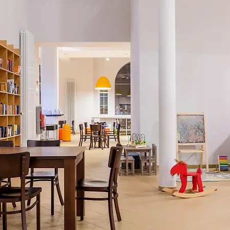 萨尔茨堡火车总站a&o经济型连锁酒店 酒店