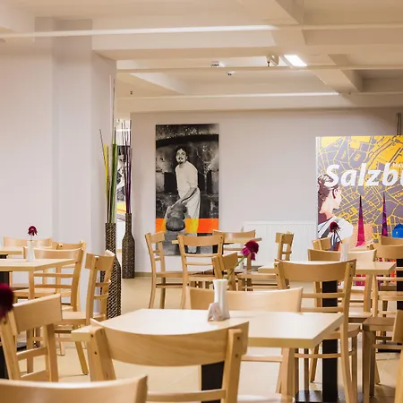 萨尔茨堡火车总站a&o经济型连锁酒店 2*